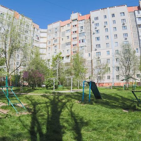 Clean And Comfortable Apartments On Karl Marx Street Тирасполь Экстерьер фото