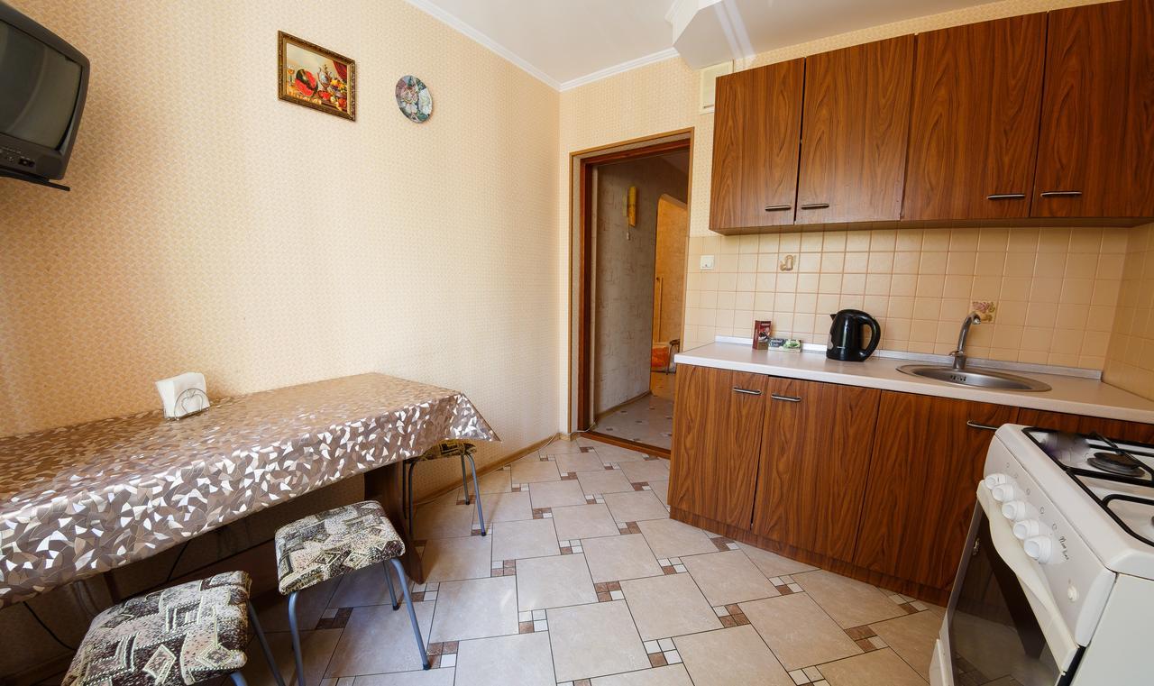 Clean And Comfortable Apartments On Karl Marx Street Тирасполь Экстерьер фото