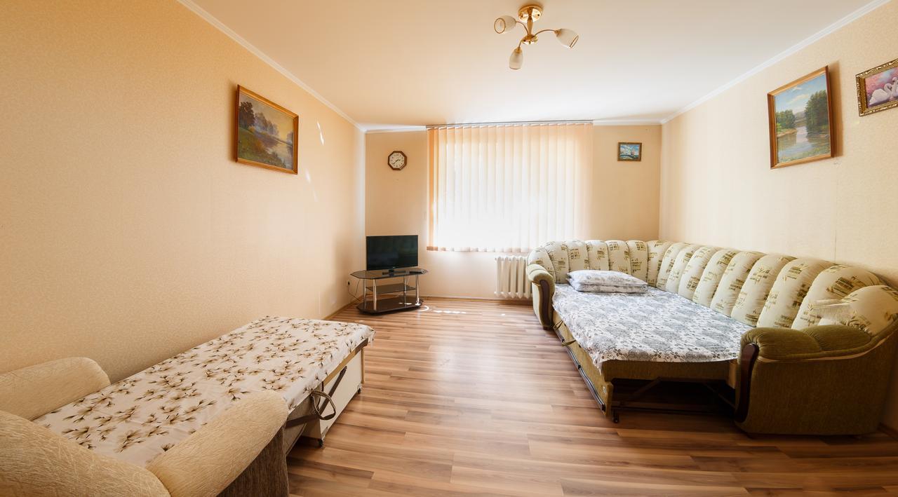 Clean And Comfortable Apartments On Karl Marx Street Тирасполь Экстерьер фото