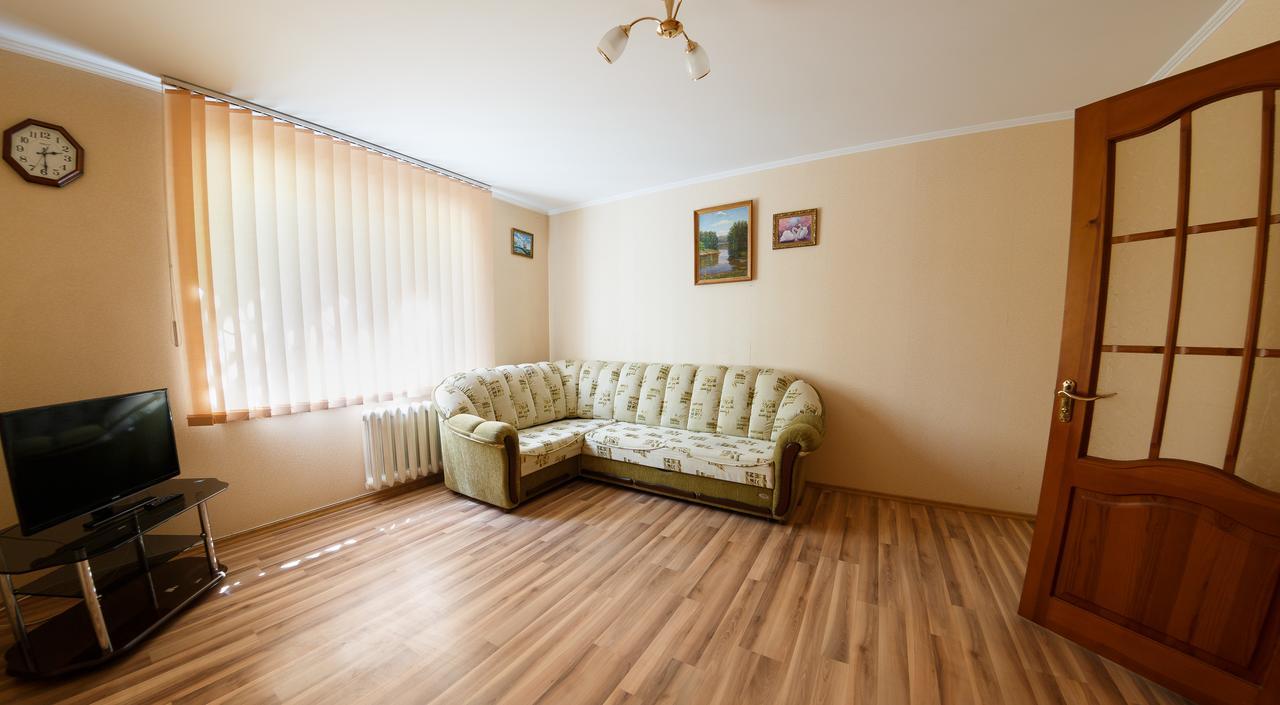 Clean And Comfortable Apartments On Karl Marx Street Тирасполь Экстерьер фото